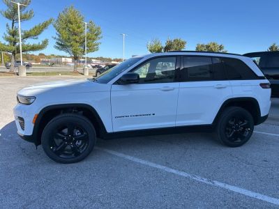 2025 Jeep Grand Cherokee - Photo 11