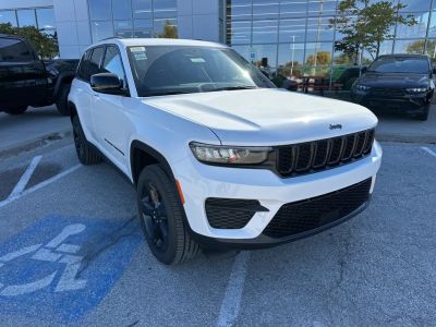2025 Jeep Grand Cherokee - Photo 3