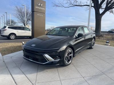 2026 Hyundai Sonata 29442F4S — front three-quarter view