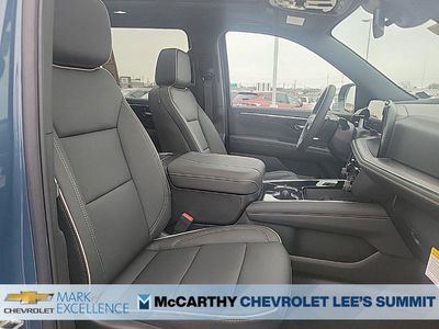 2026 Chevrolet Suburban — photo 12 view