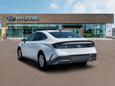 2026 Hyundai Sonata - Photo 4