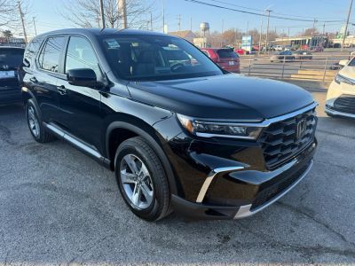 2025 Honda Pilot - Photo 1