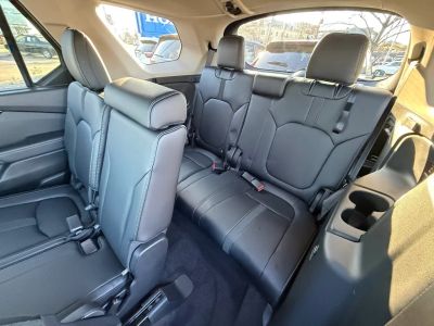 2025 Honda Pilot - Photo 14