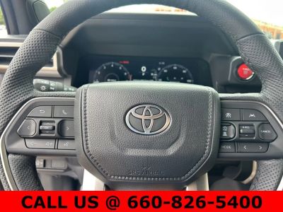 2025 Toyota Tacoma — photo 15 view
