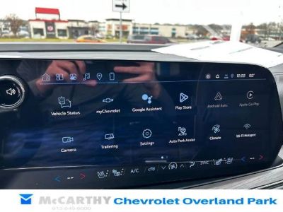 2026 Chevrolet Suburban - Photo 13