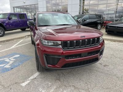 2026 Jeep Grand Cherokee - Photo 4