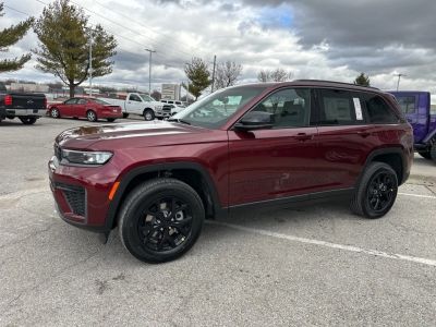 2026 Jeep Grand Cherokee - Photo 10