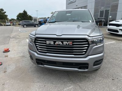 2026 RAM 1500 — photo 9 view