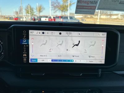 2026 Jeep Wrangler - Photo 15