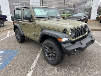 2026 Jeep Wrangler - Photo 2