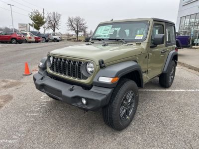 2026 Jeep Wrangler - Photo 5