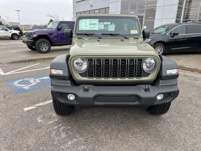 2026 Jeep Wrangler - Photo 7