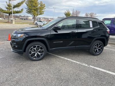 2026 Jeep Compass - Photo 15