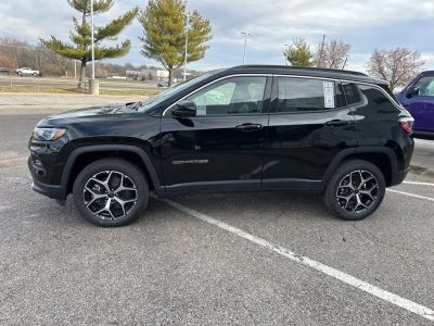 2026 Jeep Compass - Photo 16