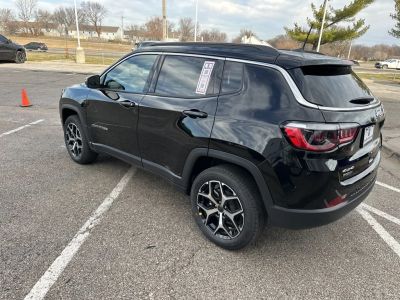 2026 Jeep Compass - Photo 21