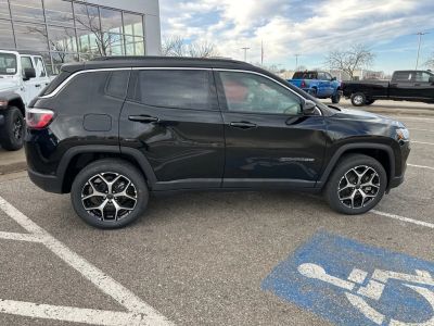 2026 Jeep Compass - Photo 33