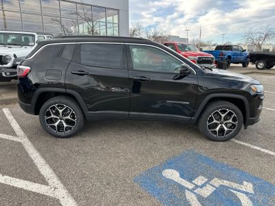 2026 Jeep Compass - Photo 34