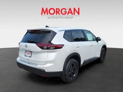 2026 Nissan Rogue — side profile view