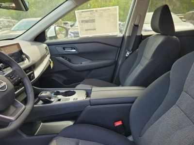 2026 Nissan Rogue — photo 8 view