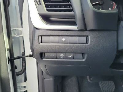 2026 Nissan Rogue — photo 10 view