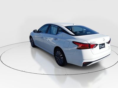 2025 Nissan Altima - Photo 5