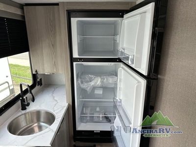 2025 Forest River RV Wildwood FSX - Photo 11