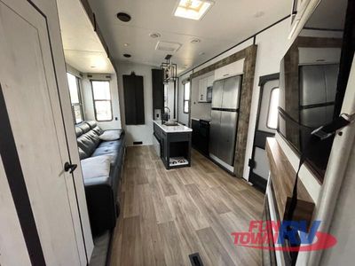 2023 Heartland Road Warrior - Photo 11
