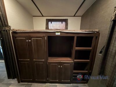 2016 Keystone RV Premier Ultra Lite - Photo 20