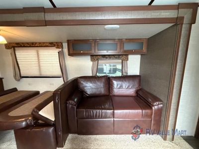 2016 Keystone RV Premier Ultra Lite - Photo 11