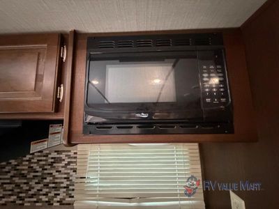 2016 Keystone RV Premier Ultra Lite - Photo 15
