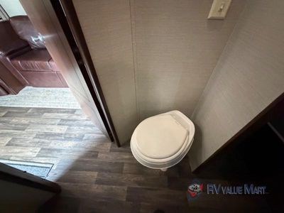 2016 Keystone RV Premier Ultra Lite - Photo 24