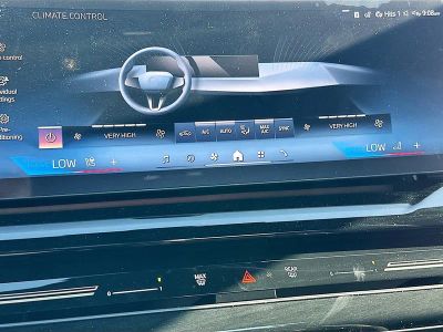 2026 BMW 5 Series — photo 13 view