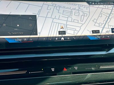 2026 BMW 5 Series — photo 10 view