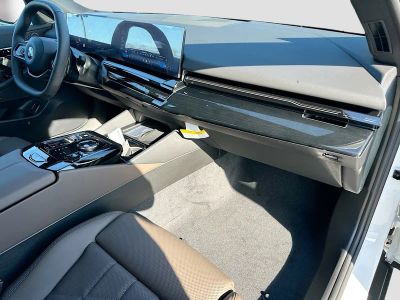 2026 BMW 5 Series — photo 24 view