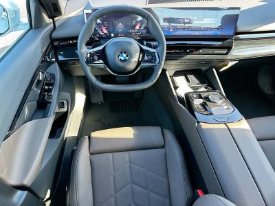 2026 BMW 5 Series — photo 17 view