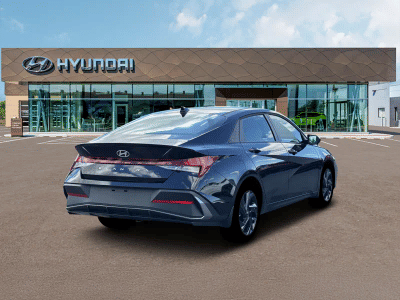 2026 Hyundai Elantra - Photo 7