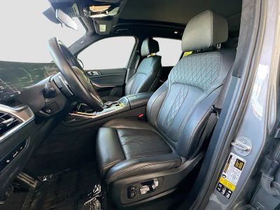 2024 BMW X7 — photo 22 view