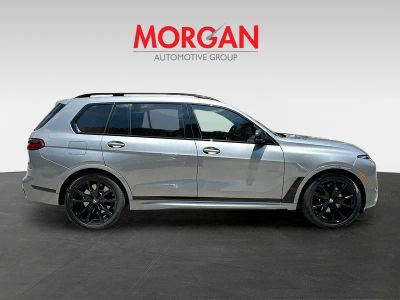 2024 BMW X7 — photo 8 view