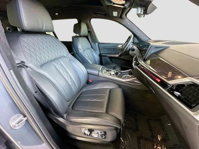 2024 BMW X7 — photo 31 view