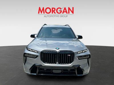 2024 BMW X7 — side profile view