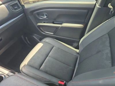 2022 Nissan Titan — photo 15 view