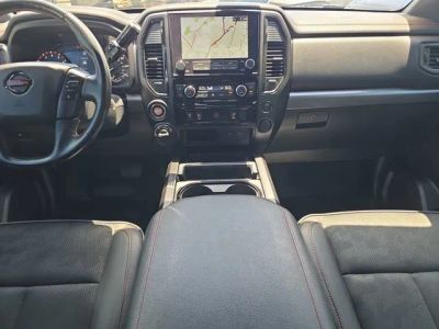 2022 Nissan Titan — photo 14 view