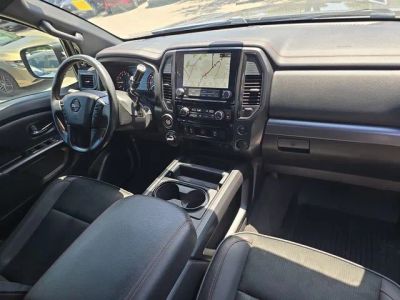 2022 Nissan Titan — photo 11 view