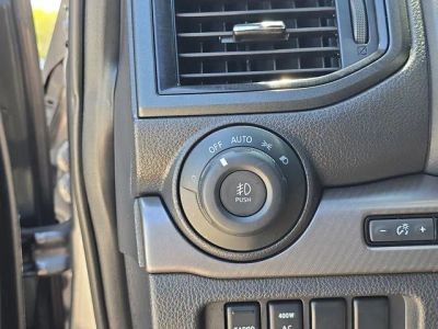 2022 Nissan Titan — photo 30 view