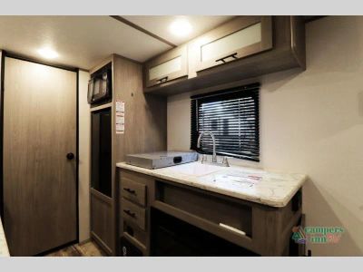 2023 Dutchmen RV Coleman — photo 18 view