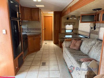 2009 Forest River RV Sandpiper — photo 9 view