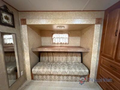2009 Forest River RV Sandpiper — photo 24 view