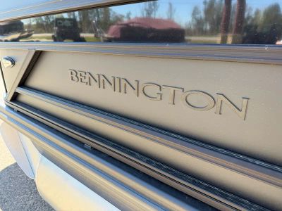 2026 Bennington 22 SSB — engine compartment view