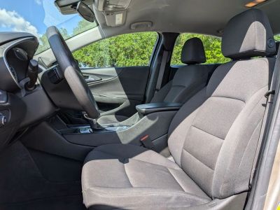 2025 Chevrolet Malibu - Photo 12