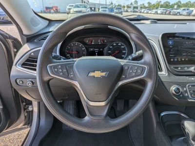 2025 Chevrolet Malibu - Photo 11